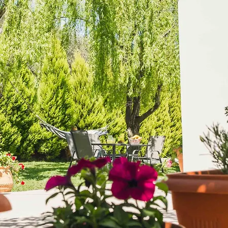 Liofyto House Private Garden * Platanias (Crete)