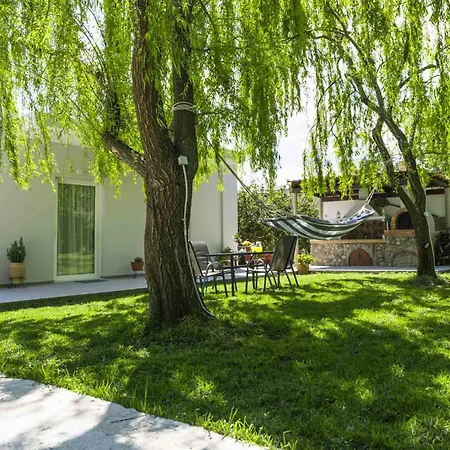 Liofyto House Private Garden Apartment Platanias (Crete)